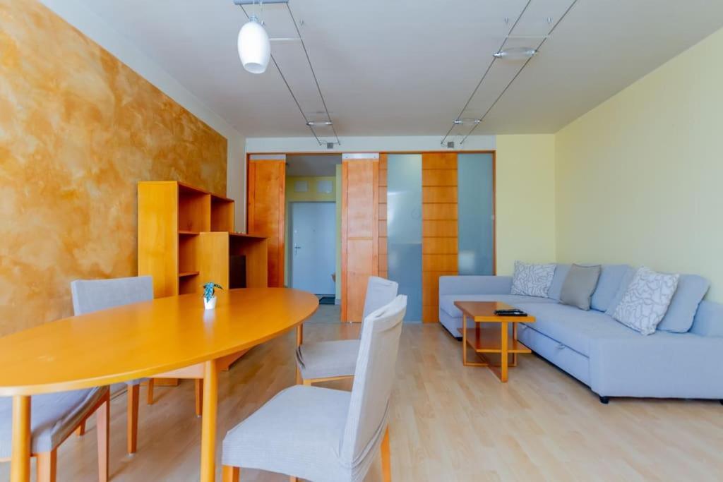 Apartment Akvarell House Free Parking *